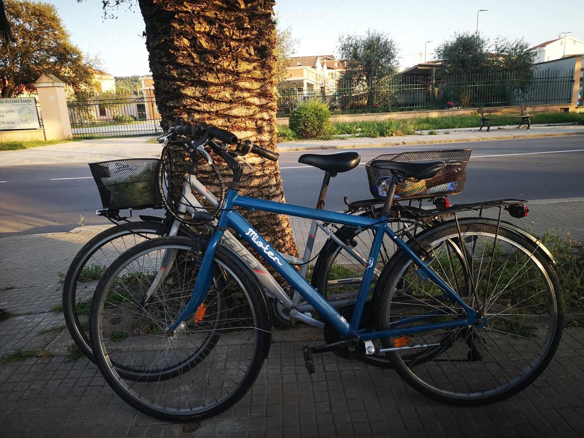 Alghero In Bicicletta المظهر الخارجي الصورة